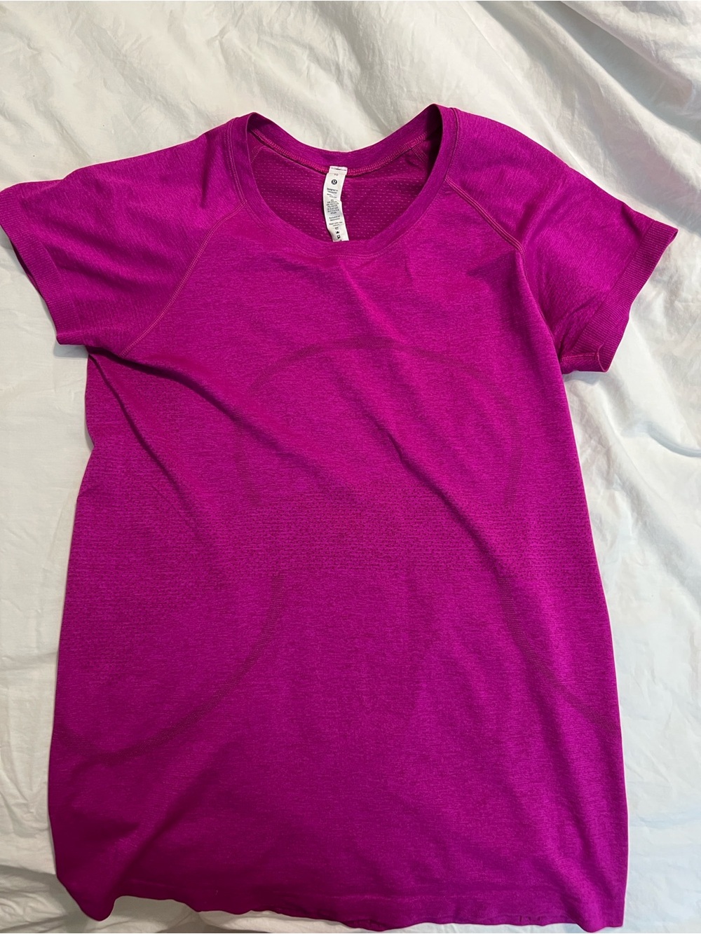 Lululemon swiftly tech short sleeve - hip length